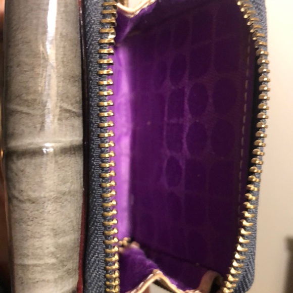 Kate Spade New York Croc Embossed Patent Leather Wallet Trifold ID Coin Bill CC - Picture 8 of 10